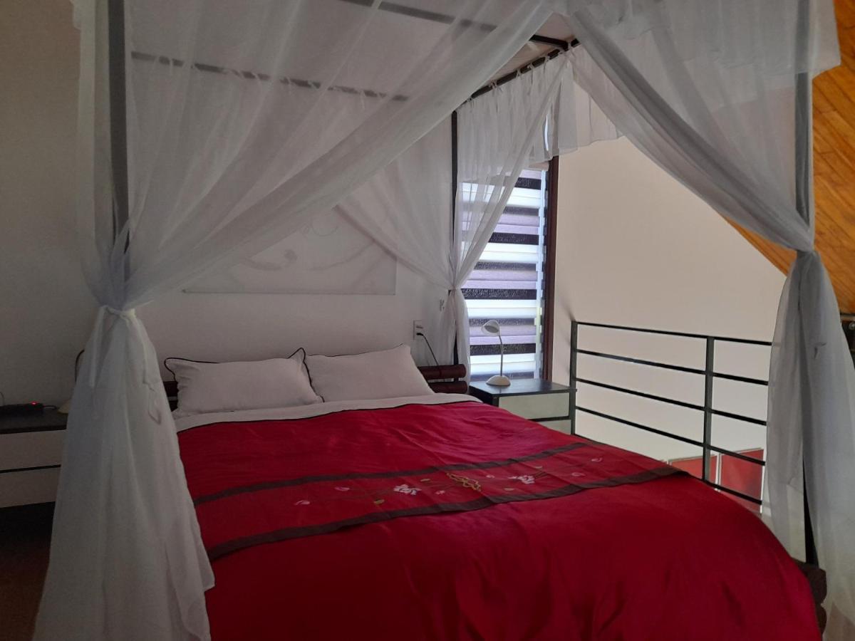 Tam Tinh Vien Homestay Hue Esterno foto