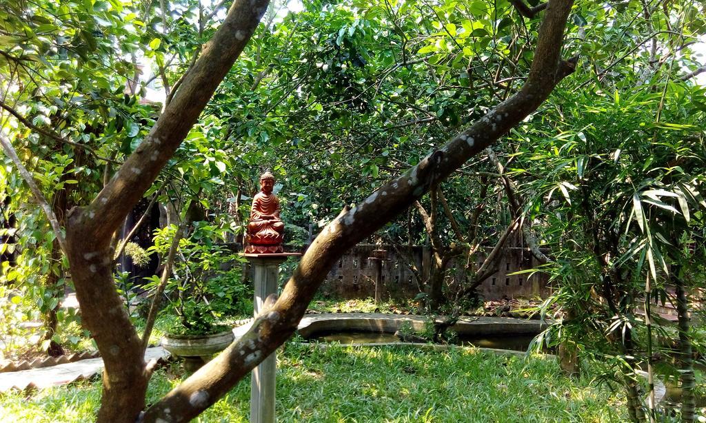 Tam Tinh Vien Homestay Hue Esterno foto
