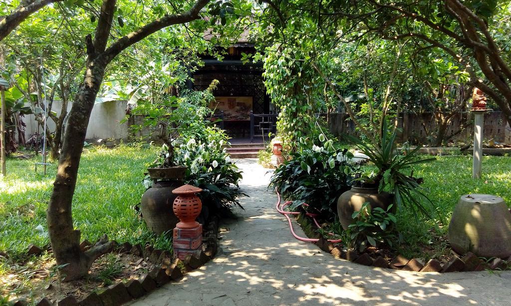 Tam Tinh Vien Homestay Hue Esterno foto