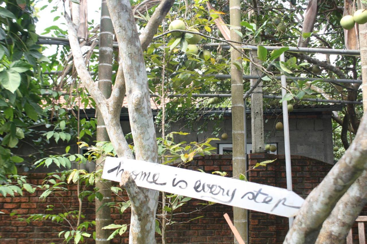 Tam Tinh Vien Homestay Hue Esterno foto